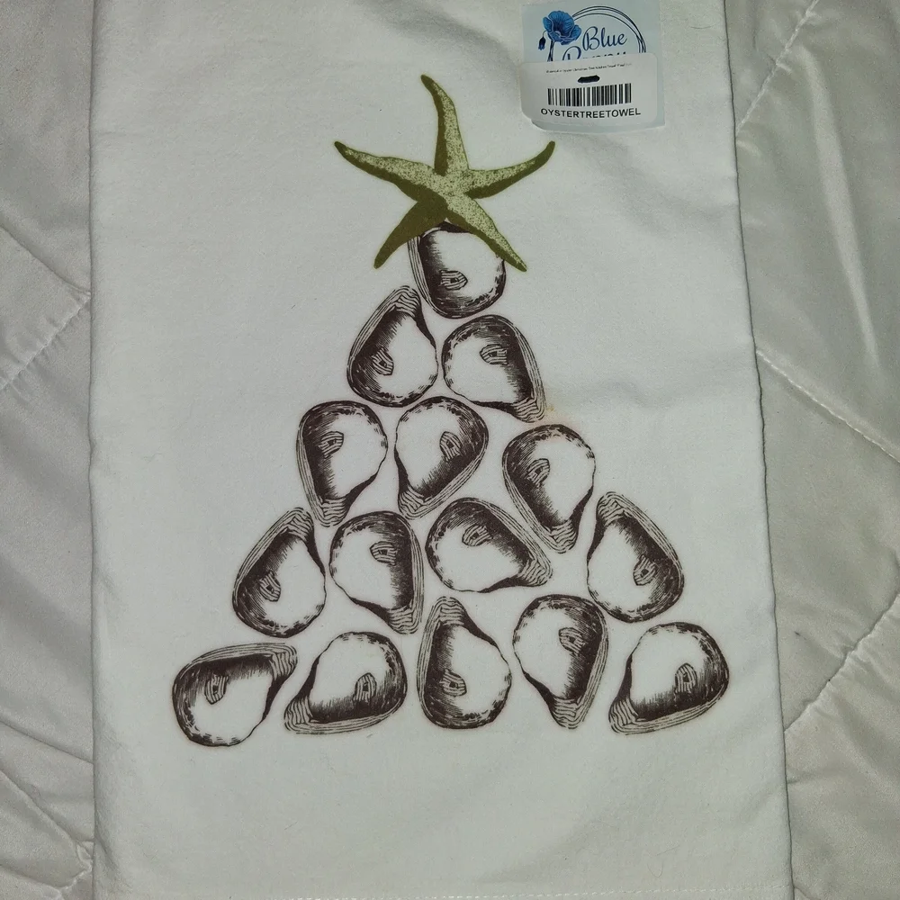 Coastal Oyster Stack Cotton Towel - White with Brown and Green Print